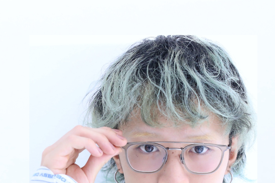 ステップボーンカット(STEP BONE CUT) ヘアスタイル